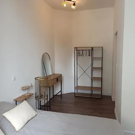 Tour De La Lanterne Apartmán *